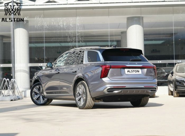 Hongqi E-HS9 660km 6 Seats (6)