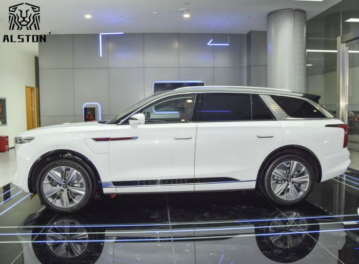 Hongqi E-HS9 690km 6 Seats (5)