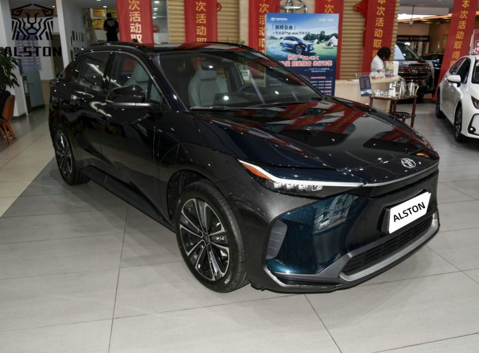 Toyota bZ4X 500km 4WD Premium (4)